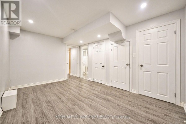 76 Highhill Drive, Toronto, ON M1T1N7 Photo 4