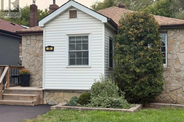 76 Laburnham Avenue, Toronto, ON, photo 2