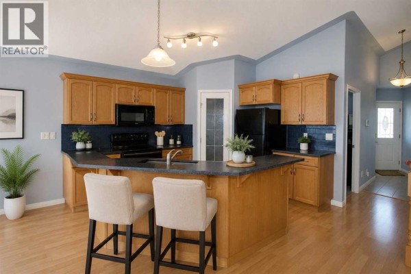 Office - 76 Lakeway Boulevard, Sylvan Lake, AB T4S2P4 Photo 4