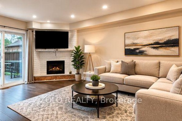 Family room - 76 Lansbury Drive W, Toronto, ON M1V3H6 Photo 3