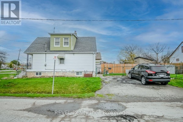 76 Lincoln Avenue, St  Catharines, ON, photo 2