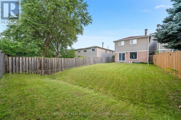 76 Lionhead Trail, Toronto, ON, photo 3