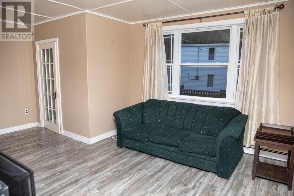 Living room - 76 Orcan Drive, Placentia, NL A0B2Y0 Photo 5