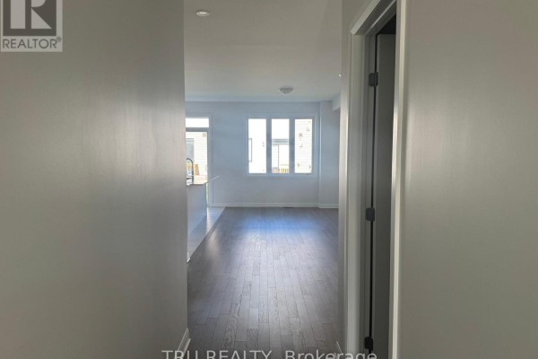76 Osler Street, Ottawa, ON K2W0M1 Photo 3
