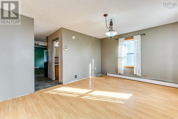 4pc Bathroom - 76 Poplar Street, Pictou, NS B0K1H0 Photo 5