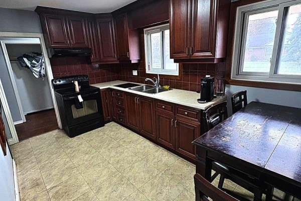 76 Switzer Drive, Oshawa