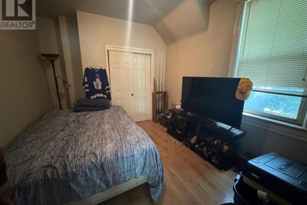 Primary Bedroom - 76 Wellington Street, New Tecumseth, ON L9R1G8 Photo 4
