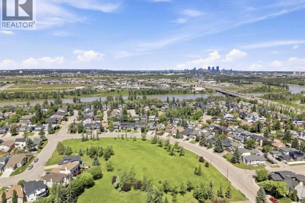 Kitchen - 760 Riverbend Drive Se, Calgary, AB T2C3T7 Photo 2