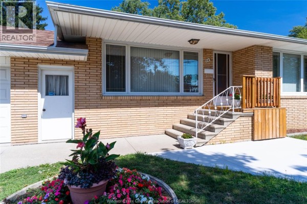 760 Wallace, Windsor, ON, photo 3