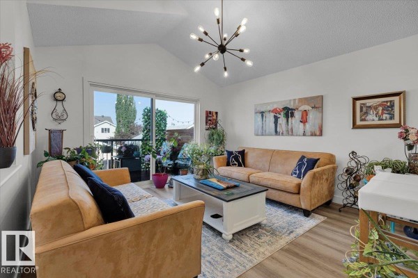 Kitchen - 7608 15 Av Sw, Edmonton, AB T6X1M1 Photo 3