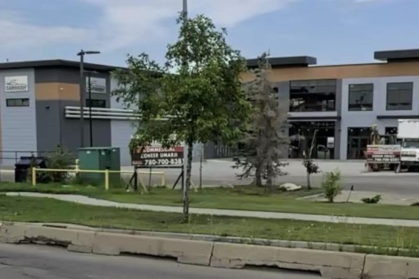 7610-167ave, Edmonton, AB, photo 2