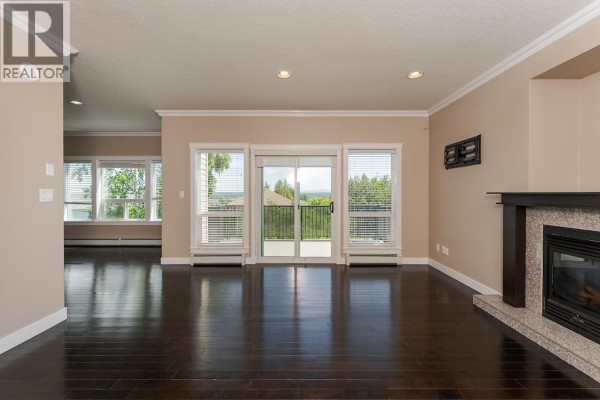Living room - 7614 St Andrew Court, Prince George, BC V2N0B6 Photo 5