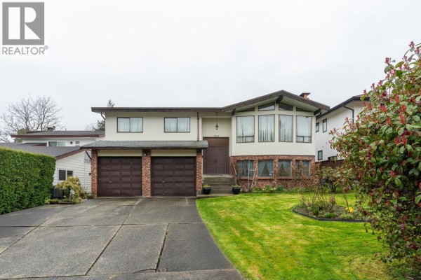 7615 Lawrence Drive, Burnaby, BC V5A3M6 Photo 2