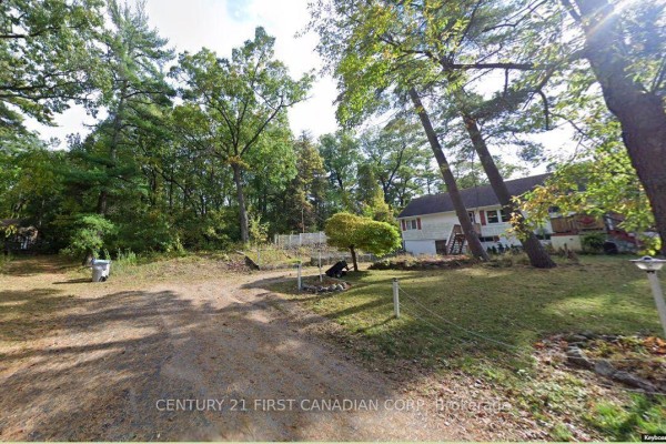 7619 Chester Trail, Lambton Shores, ON N0M2L0 Photo 2