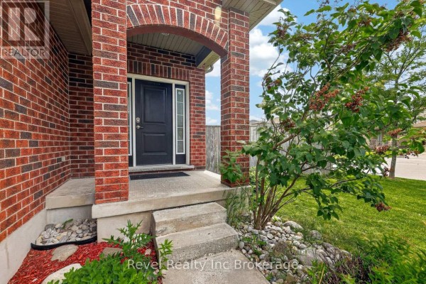 Other - 762 Frontenac Crescent, Woodstock, ON N4V0B1 Photo 5