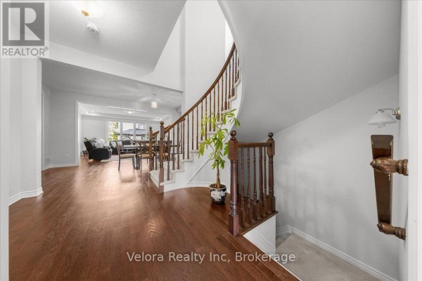 762 Rosehill Avenue, Ottawa, ON K2S0X2 Photo 5