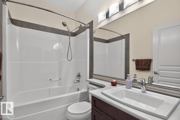 Family room - 7620 179 Av Nw, Edmonton, AB T5Z0L2 Photo 3