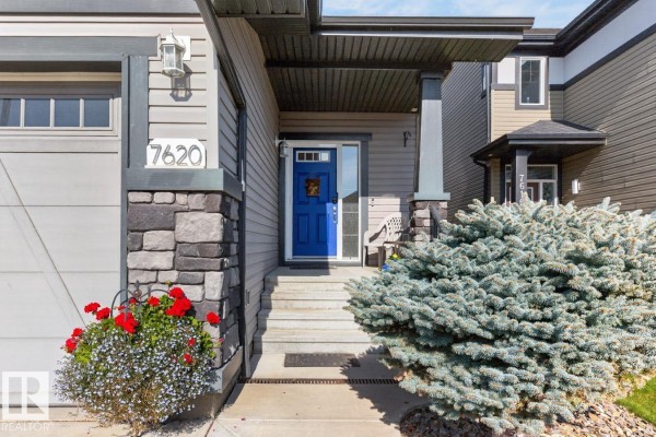 Primary Bedroom - 7620 179 Av Nw, Edmonton, AB T5Z0L2 Photo 4