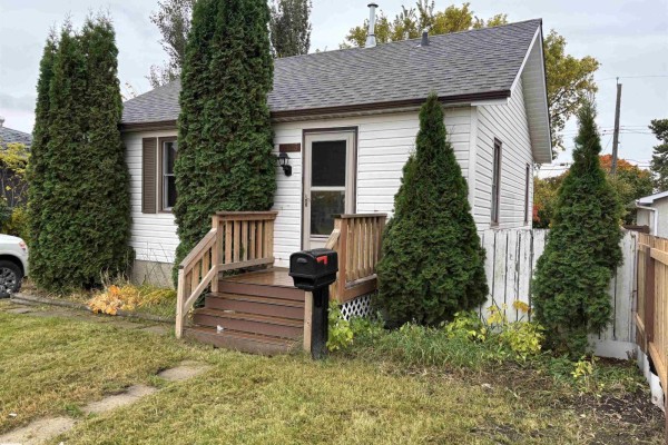 Residential for sale at 7623 130 Av Nw, Edmonton, AB - MLS® EN431C