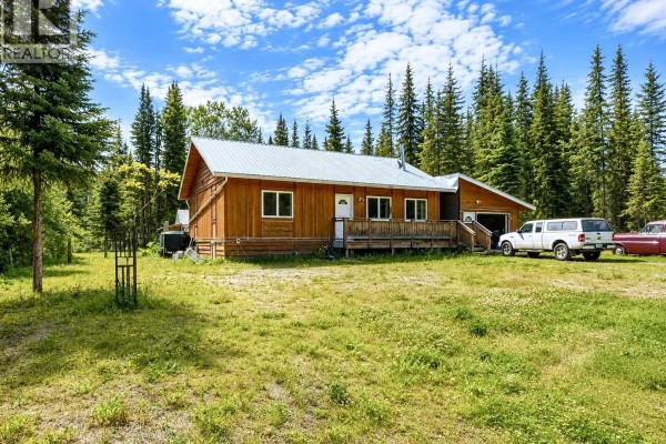 7636 King Road, 100 Mile House, BC, photo 2