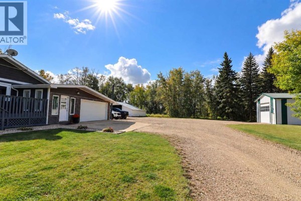 Bedroom - 76370 Hwy 2, Rural Saddle Hills County, AB T0H3V0 Photo 2