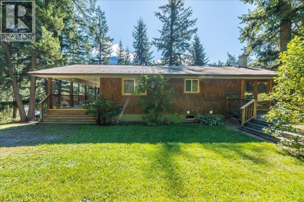 Laundry room - 7641 3a Highway, Balfour, BC V1L6N1 Photo 2