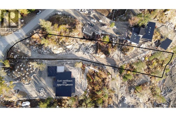 7643 Cove Beach Road, Halfmoon Bay, BC V7Z1C3 Photo 3
