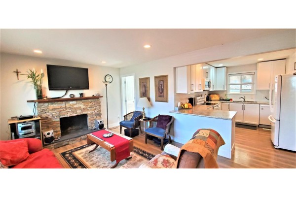 7649 Stave Lake Street, Mission, BC V2V4G6 Photo 2