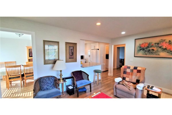7649 Stave Lake Street, Mission, BC V2V4G6 Photo 3