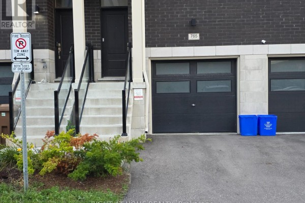 765 Eddystone Path, Oshawa, ON, photo 2