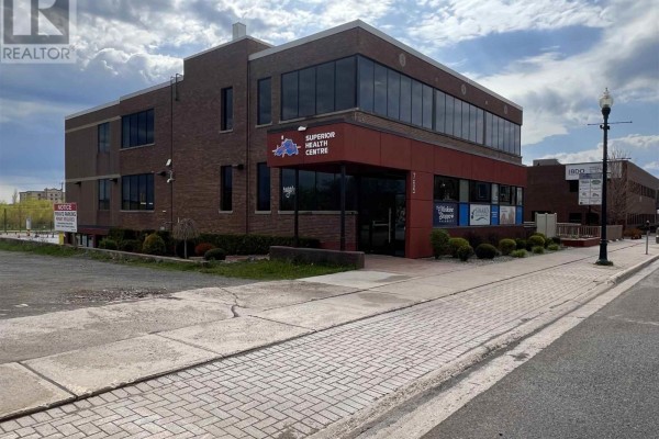 765 Queen St, Sault Ste  Marie, ON, photo 2