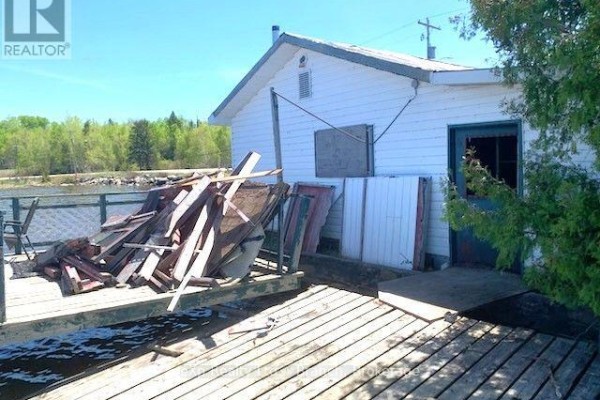 7650 Fredrickhouse Lake Road, Timmins, ON P0N1A0 Photo 5