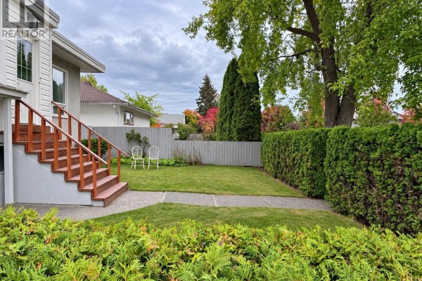 Primary Bedroom - 766 Carney Street, Prince George, BC V2M2K6 Photo 4