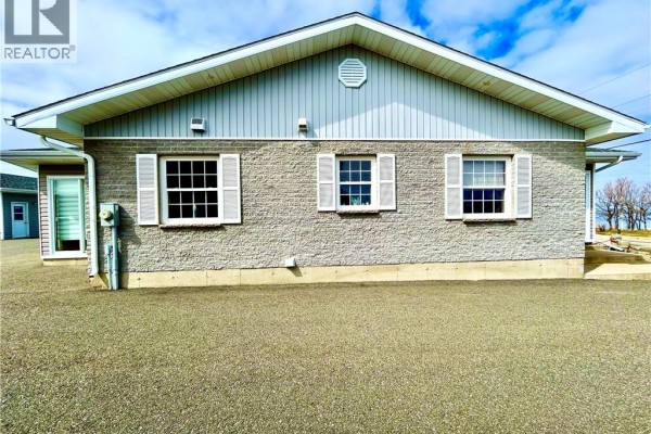 Kitchen/Dining room - 7662 Du Havre, Bas Caraquet, NB E1W5X2 Photo 5