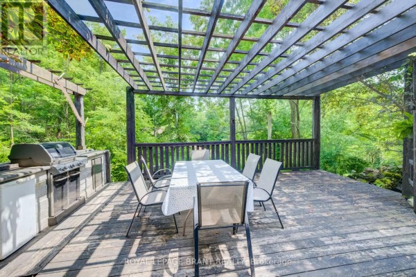7664 Maltby Road E, Puslinch, ON, photo 3