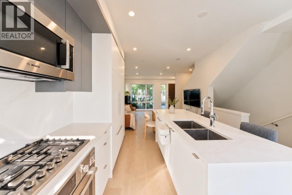 7669 Granville Street, Vancouver, BC V6P4Y8 Photo 5