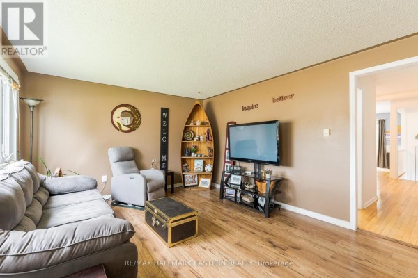 Kitchen - 767 Duffus Street, Peterborough, ON K9J4K3 Photo 3