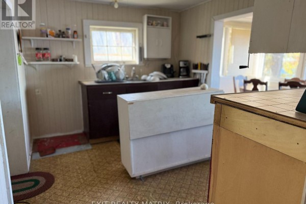 768 Forest Park Road, Laurentian Valley, ON K8A6W2 Photo 5