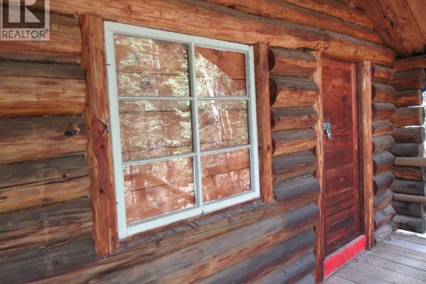 7681 Burgess Road, Deka Lake / Sulphurous / Hathaway Lakes, BC V0K1X3 Photo 4