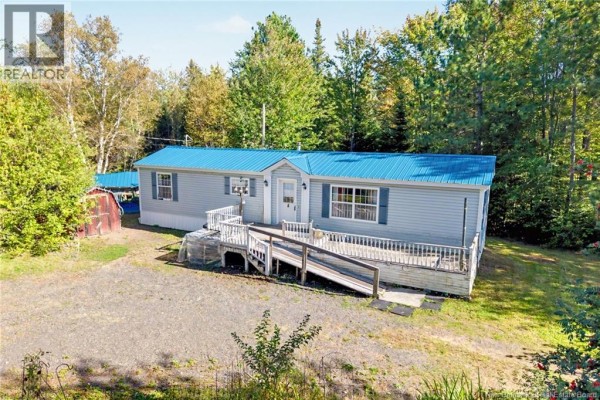 Foyer - 7689 Route 10, Coal Creek, NB E4A2S4 Photo 5