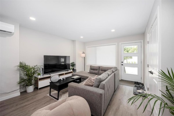 Recreation room - 769 Scotland Avenue, Winnipeg, MB R3M1W8 Photo 3