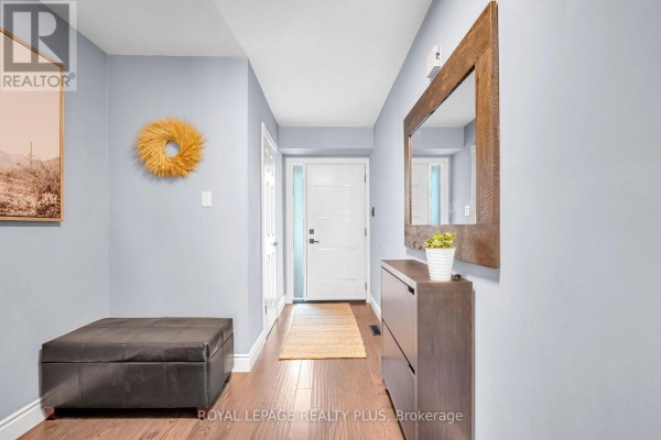 28 - 3395 Cliff Road N, Mississauga, ON, photo 3