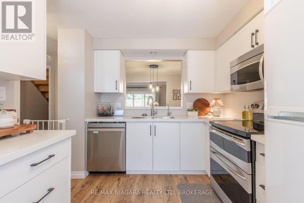 77 - 6767 Thorold Stone Road, Niagara Falls, ON L2J3W9 Photo 4