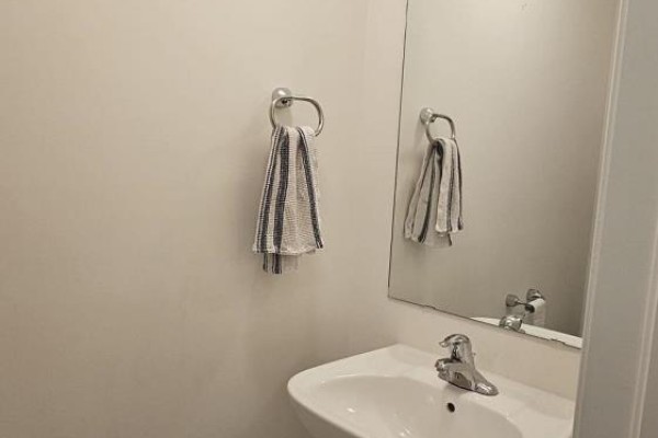Primary Bedroom - 77 - 77 Diana Avenue, Brantford, ON N3T0R6 Photo 3