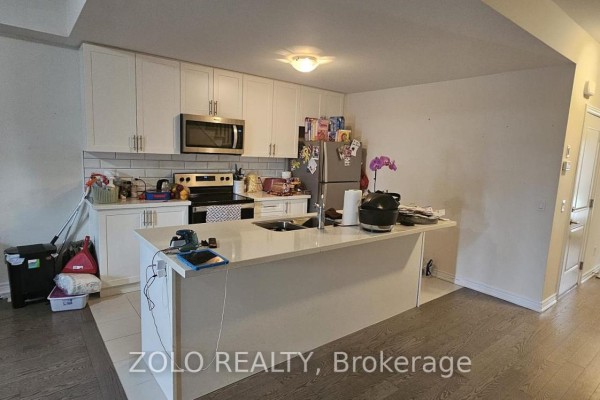 Bedroom 2 - 77 - 77 Diana Avenue, Brantford, ON N3T0R6 Photo 4