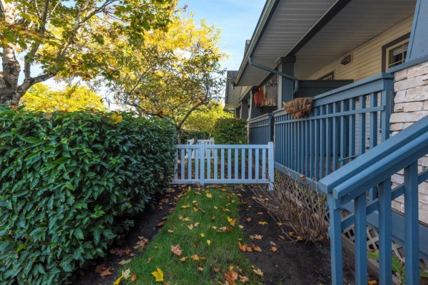 77 19250 65 Avenue, Surrey, BC V4N5R7 Photo 2