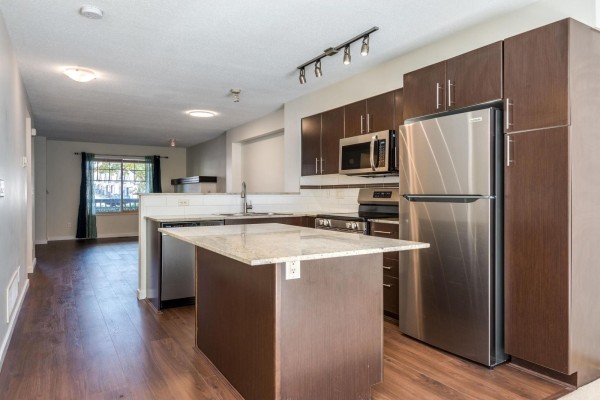 77 19250 65 Avenue, Surrey, BC V4N5R7 Photo 4