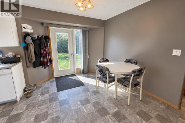 4pc Bathroom - 77 3rd Street, Humboldt, SK S0K2A0 Photo 4