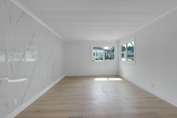 77 8220 King George Boulevard, Surrey, BC, photo 3