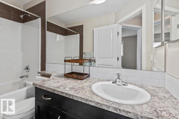 Bedroom 2 - #77 9535 217 St Nw, Edmonton, AB T5T4P5 Photo 2